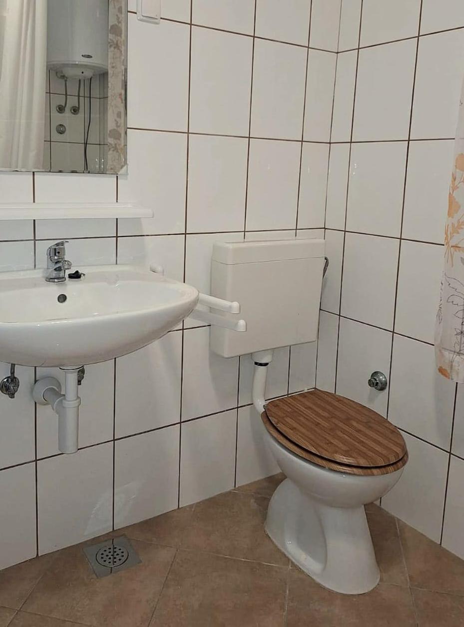 Apartman Matusan Palit55 Rab Town Buitenkant foto