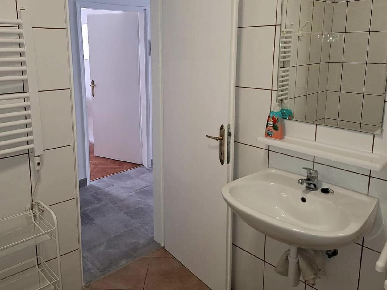 Apartman Matusan Palit55 Rab Town Buitenkant foto